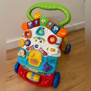 VTech Stroll and Discover Activity Walker